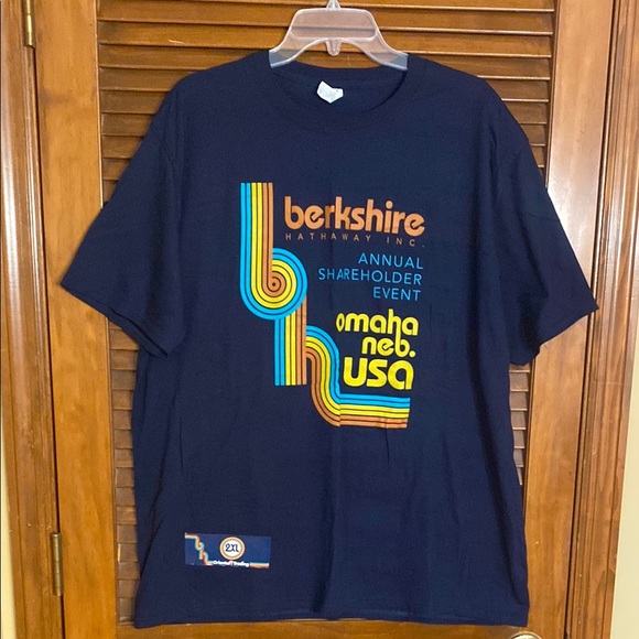 NEW Berkshire Hathaway T-shirt